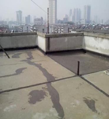 安义漏水维修 楼顶漏水是什么原因，楼顶漏水维修方法是什么?